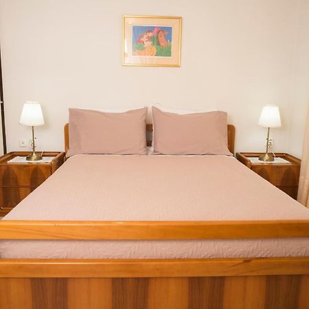 Maisonette With Garden In The Heart Of The Historical Kalamata Center Exterior photo